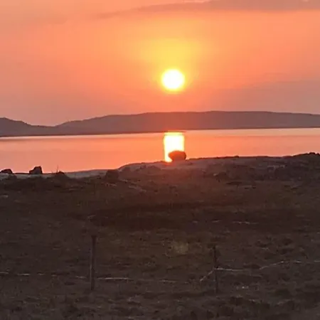 Restaurert Nordlandshus Feriehus Bronnoysund