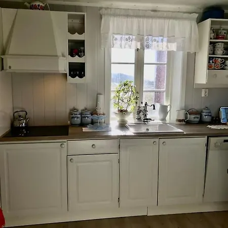 בית נופש Restaurert Nordlandshus ברונויסונד